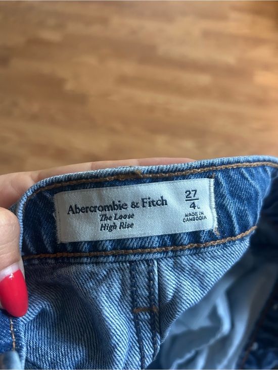 Abercrombie & Fitch Denim - Abercrombie & Fitch Light Blue High Rise Jeans - The Loose